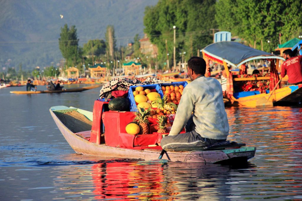 Floating Vegetable Market, Srinagar