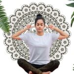 Bhramari Pranayama - Yoga for Mental Detox