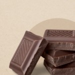 Dark Chocolate Nutrition, Health Benefits & Side Effects